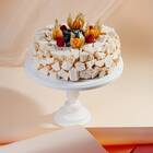 Торт безе с ягодами от Азбуки Вкуса
